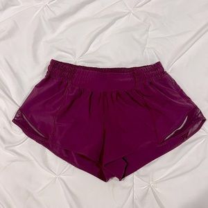 Lululemon hotty hot 2.5